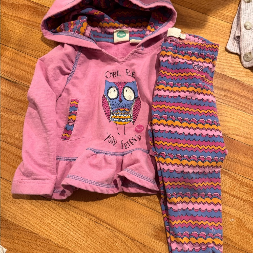 Roxy Pink and Blue Wave Pattern Hoodie